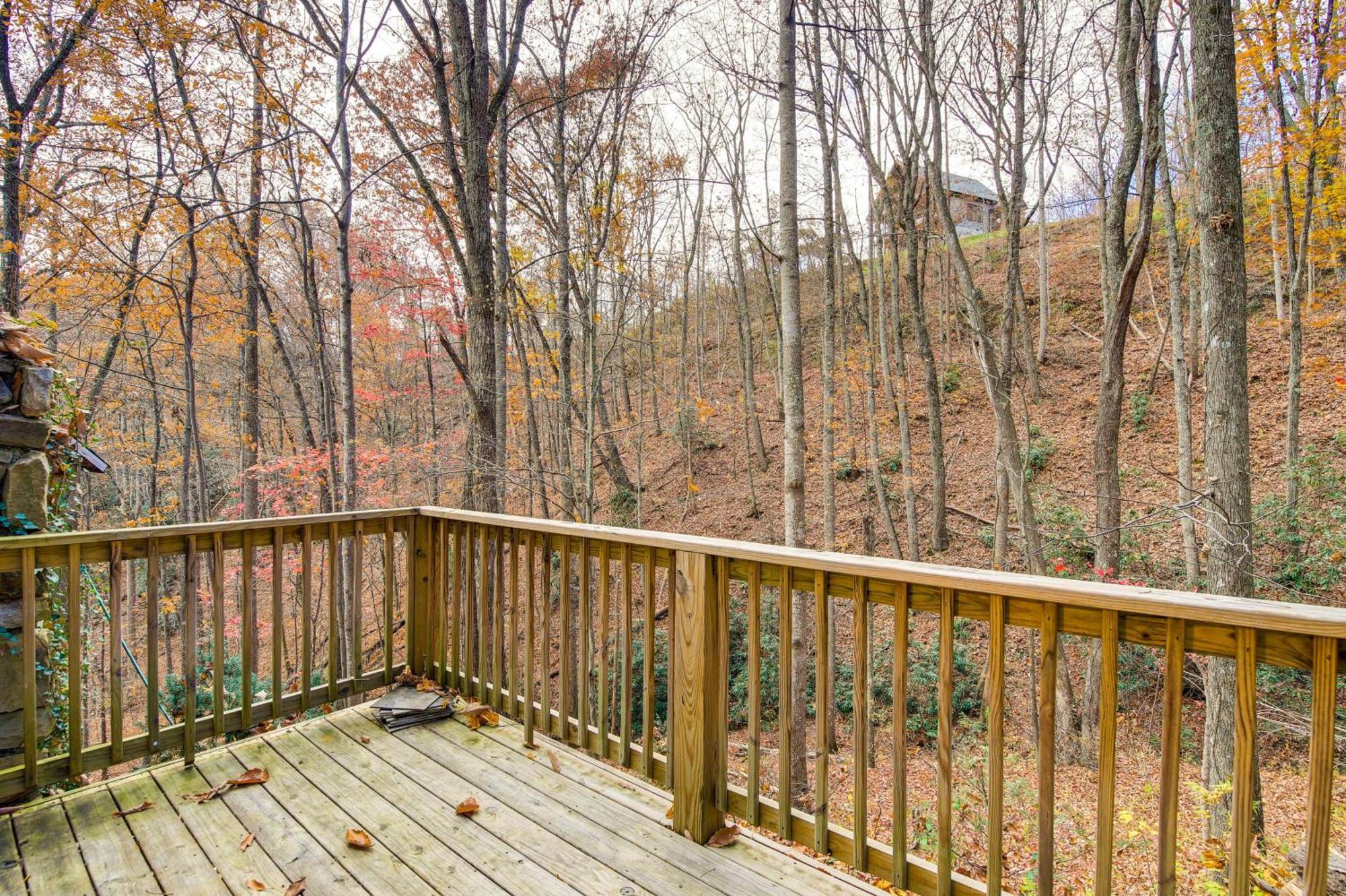Updated Cobbly Nob Resort Home With Hot Tub! Gatlinburg Buitenkant foto