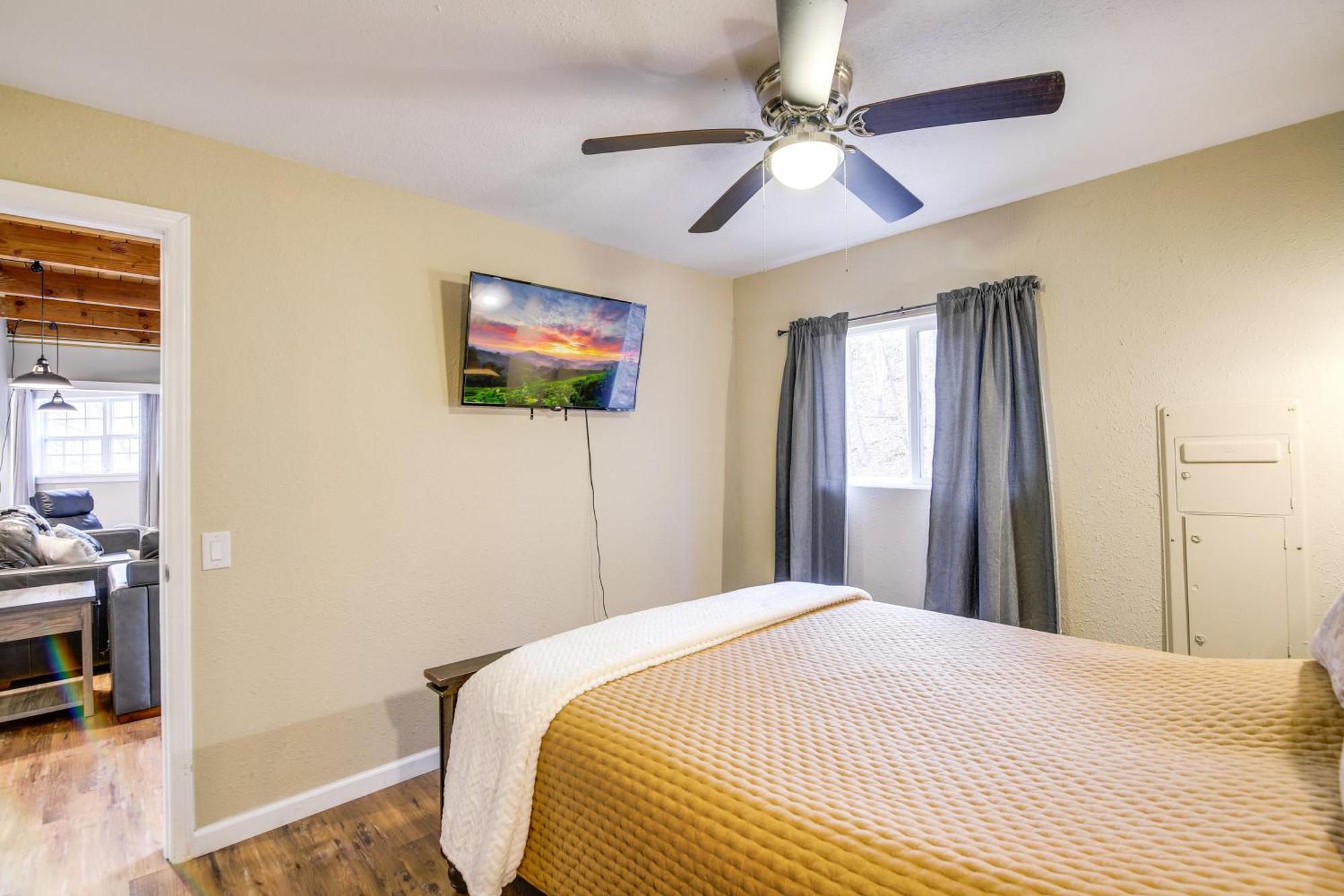 Updated Cobbly Nob Resort Home With Hot Tub! Gatlinburg Buitenkant foto