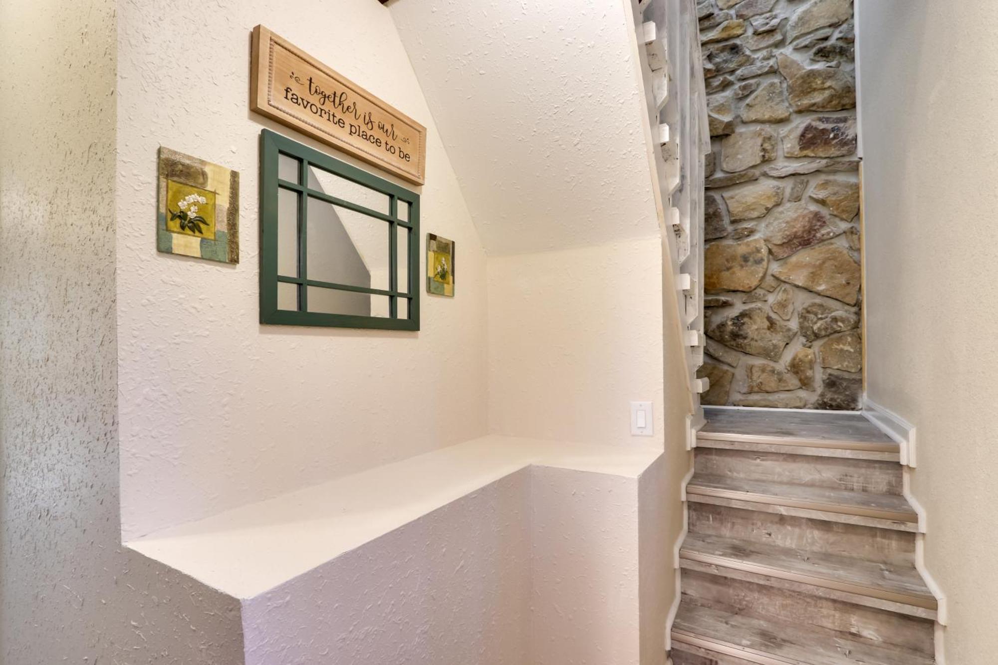 Updated Cobbly Nob Resort Home With Hot Tub! Gatlinburg Buitenkant foto