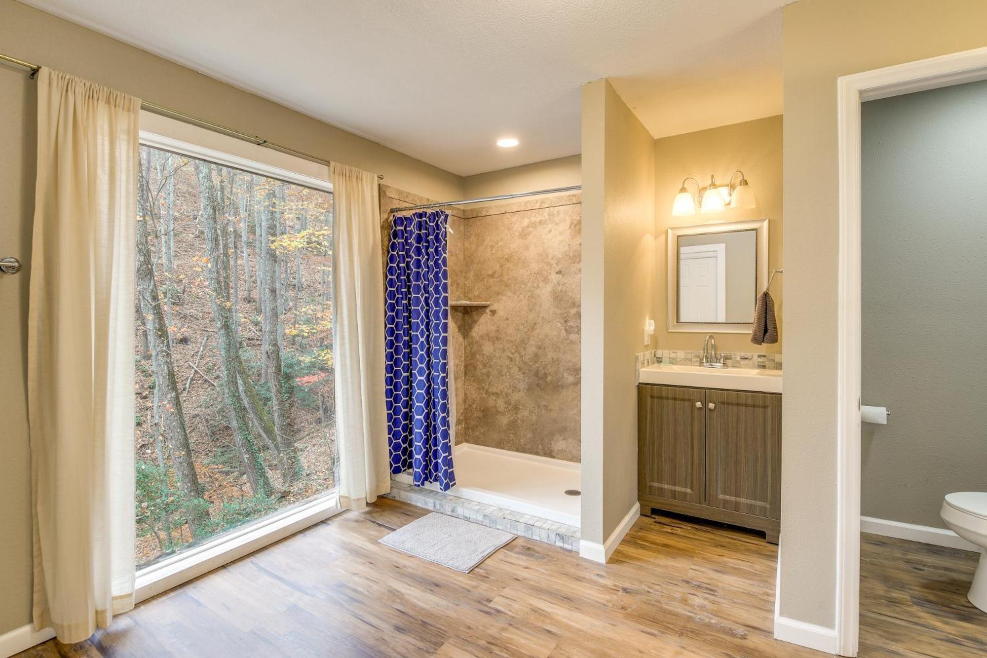 Updated Cobbly Nob Resort Home With Hot Tub! Gatlinburg Buitenkant foto