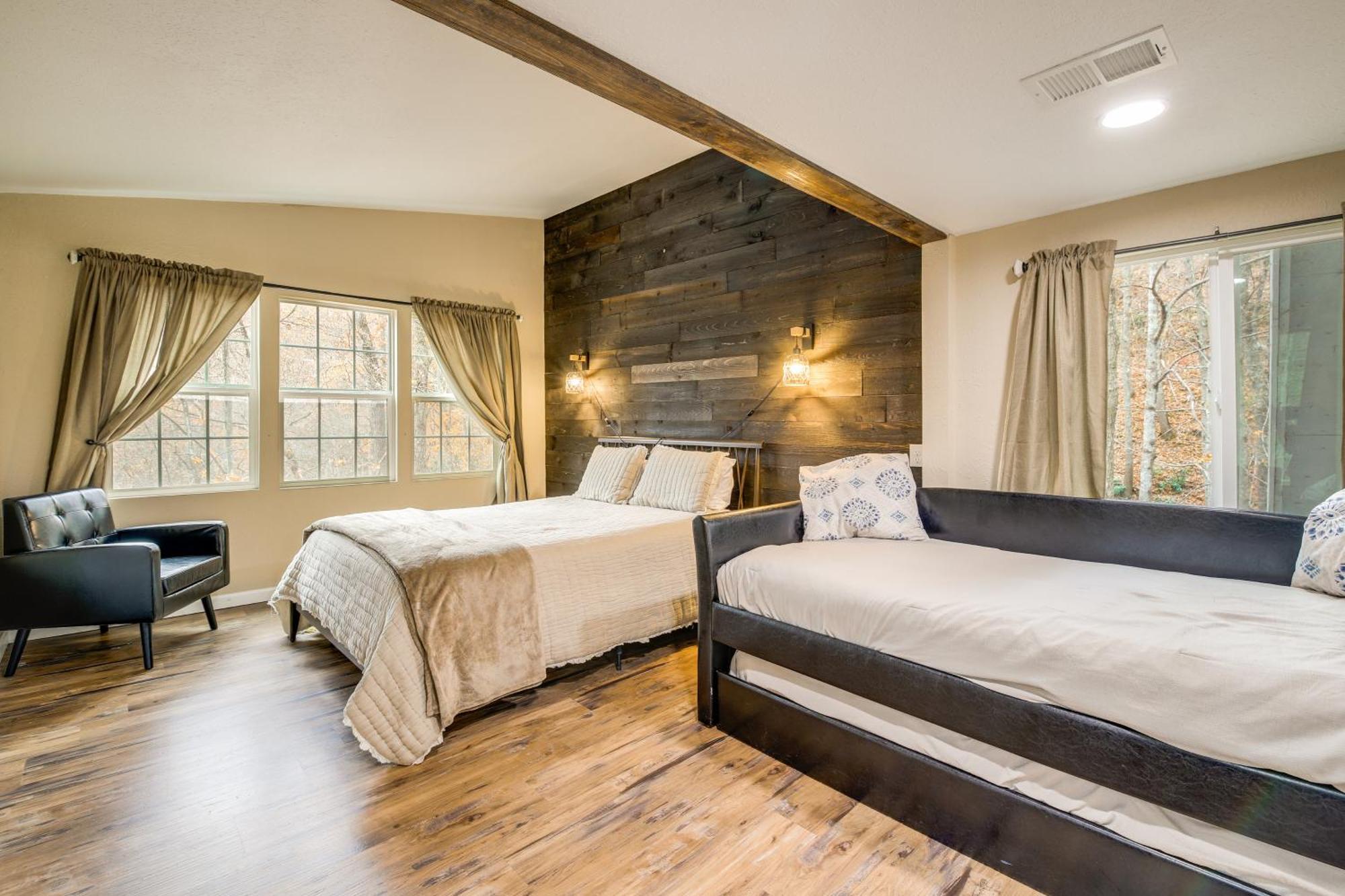Updated Cobbly Nob Resort Home With Hot Tub! Gatlinburg Buitenkant foto