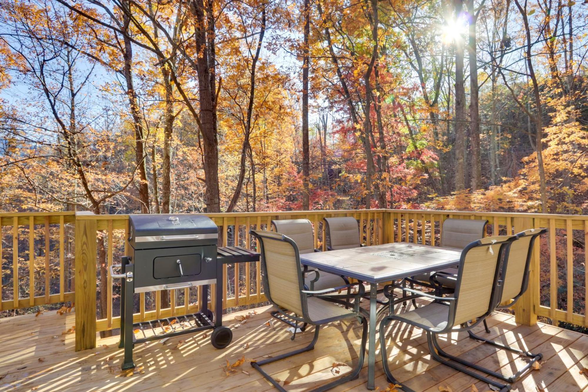 Updated Cobbly Nob Resort Home With Hot Tub! Gatlinburg Buitenkant foto